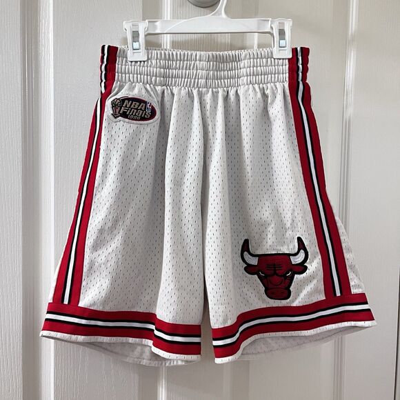 Mitchell & Ness Hardwood Classics Shorts Chicago Bulls NBA Finals 1998 SZ Small - Picture 1 of 16